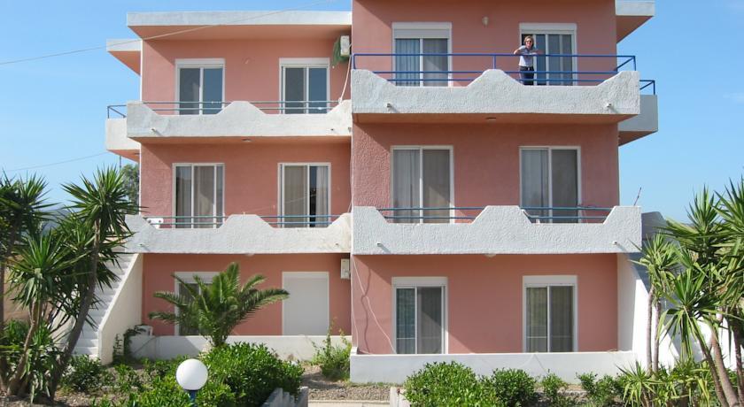 Petasos Apartments