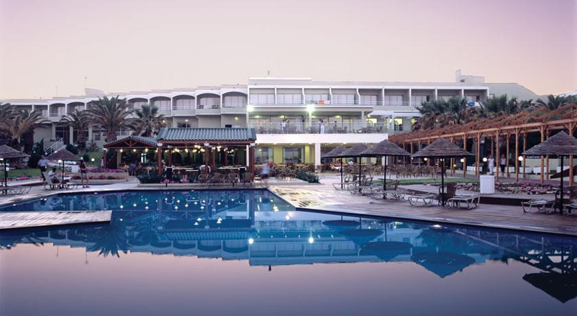 Lutania Beach Hotel